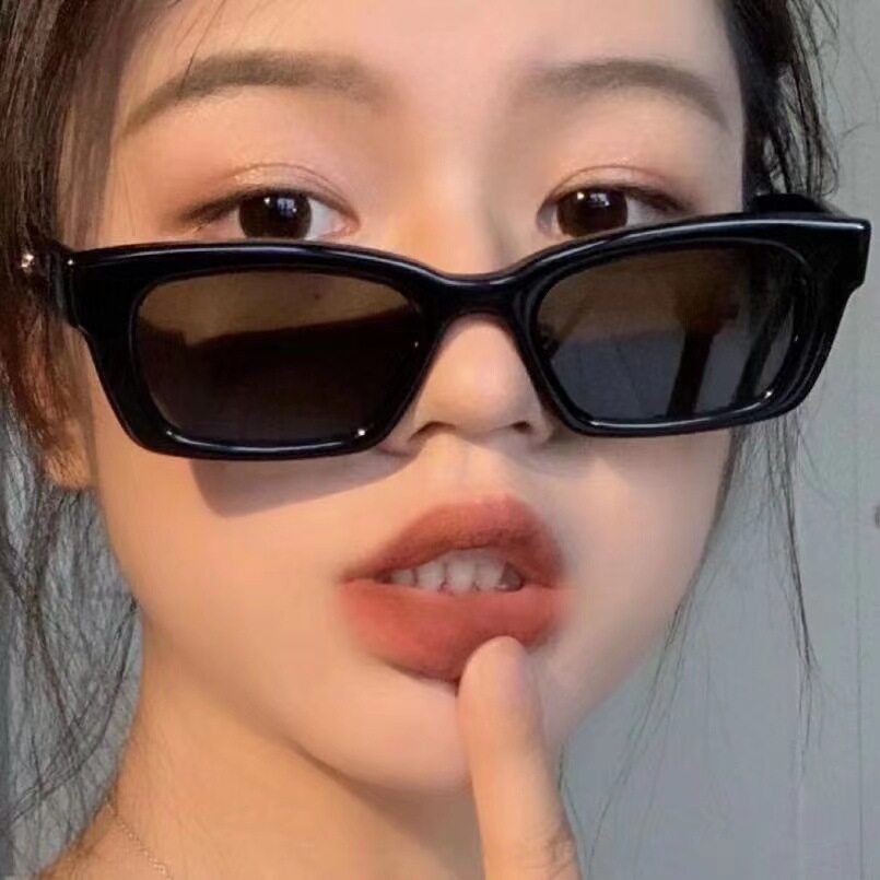 cabecade small square Korean version of the trendy sunglasses GD Jin Zhini jennie the same sunglasses